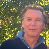 Netherlands Tour Guide - Jerry V.