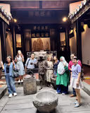 Step by step: Early life in Chinatown - 2