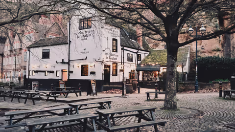 Nottingham Tour Guide