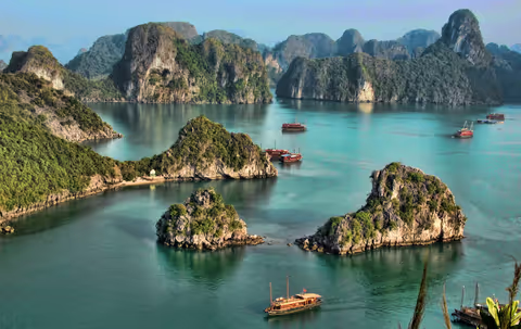 Quang Ninh Tour Guide