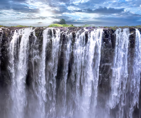 Victoria Falls Tour Guide