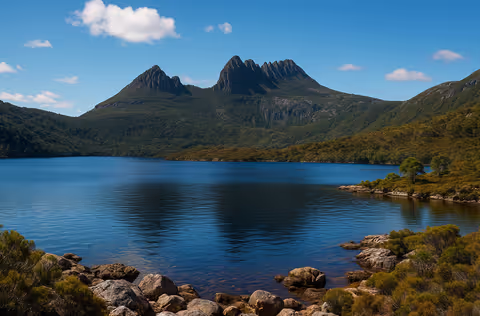 Tasmania Tour Guide