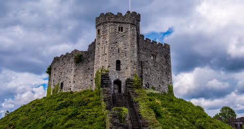 Cardiff Tour Guide
