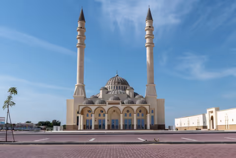 Umm Al Quwain Tour Guide
