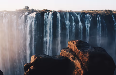 Zimbabwe Tour Guide