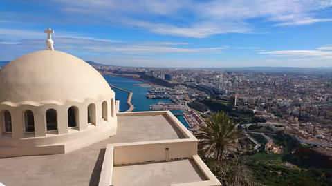 Oran Tour Guide