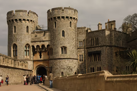 Windsor and Eton Tour Guide