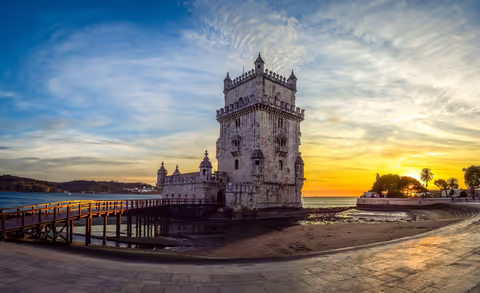 Lisbon Tour Guide