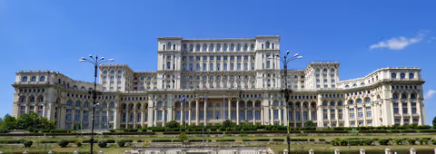 Bucharest Tour Guide