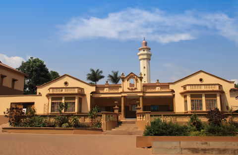 Kampala Tour Guide