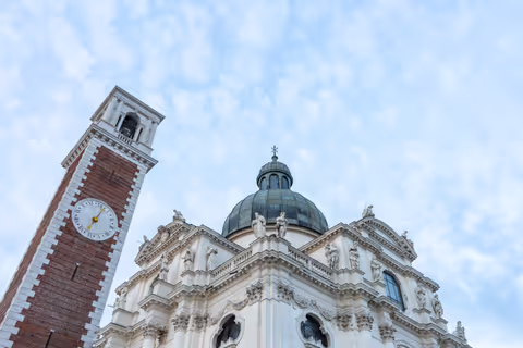 Vicenza Tour Guide