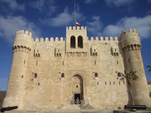 Alexandria Tour Guide