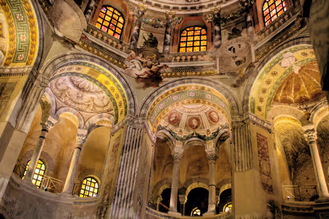 Ravenna Tour Guide