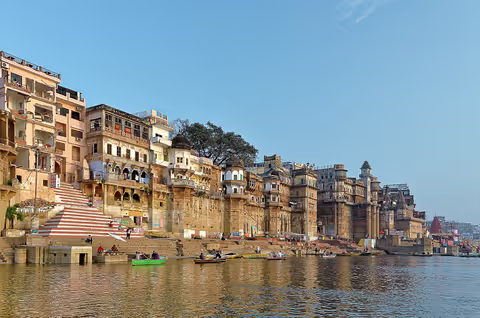 Varanasi Tour Guide