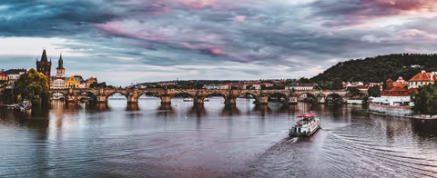 Prague Tour Guide