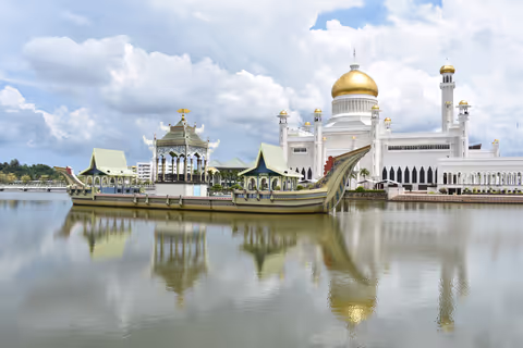 Brunei Tour Guide