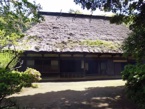 Welcome to farmer's house in Sankeien Garden