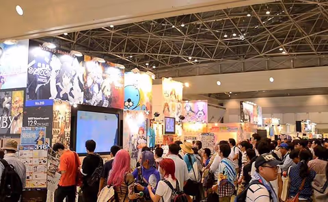 Things to do in Tokyo in August - fireworks, Bon-Odori festivals and events