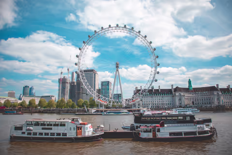 Travel Like A Celebrity - Luxury Tours In London