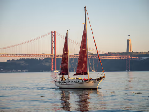 Travel Like A Celebrity - Luxury Tours In Lisbon 