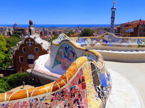 Best Time to Visit Park Güell Barcelona: The Family Traveler’s Guide