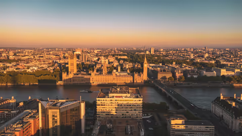 What Is the Best Way to Get Around London With Kids and at Night