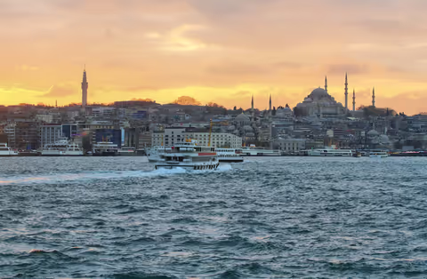 How to Get Around Istanbul: Protect Your Two-Continent Energy; the "Authentic" DIY Route is a Trap