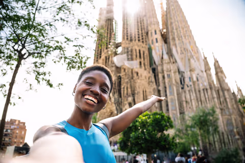 Is a Sagrada Familia Guided Tour Worth It? Audio Guide vs Guided Tour