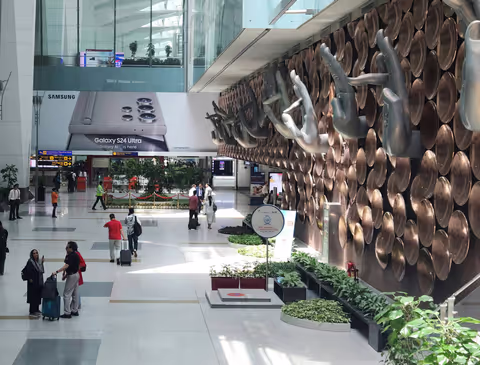 Delhi Layover Tour: Can You Leave the Airport and Is It Worth It