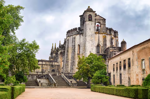 Lisbon to Tomar Day Trip: The Knights Templar Story Is Only the Beginning
