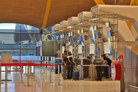 Madrid Layover Tour: Custom Timelines for 6, 8, and 12 Hour Barajas Stopovers