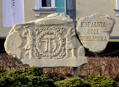 Wieliczka Salt Mine Tour Choices Explained, Starting With the One That Isn't Actually a Choice