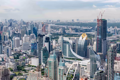 Tours from Laem Chabang to Bangkok: The Grand Palace, the Traffic, and the All-Aboard Clock