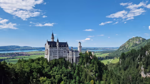 Neuschwanstein Castle Day Trip from Munich: DIY Train, Coach or Private Tour?