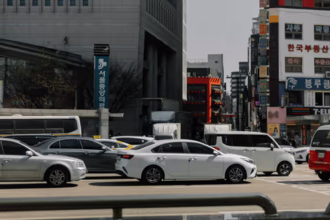 Hire a Private Driver in Seoul: When It's Actually Worth It (and When the Subway Wins)