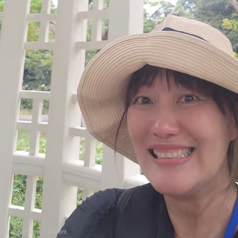 Singapore Tour Guide - Shanley P.