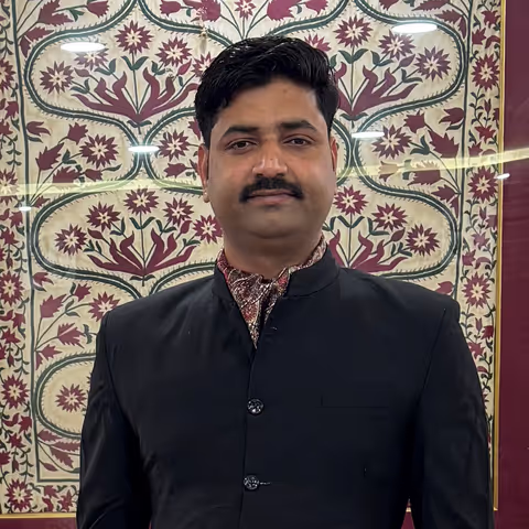 Girdhar S.