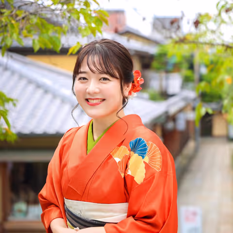 Aki O.