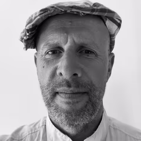 Gabor D.