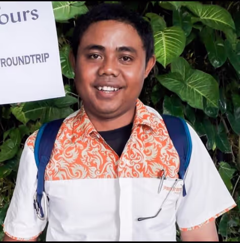 Ketut  E.