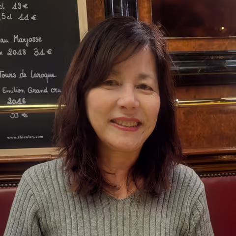 Tokyo Tour Guide - Yumi F.