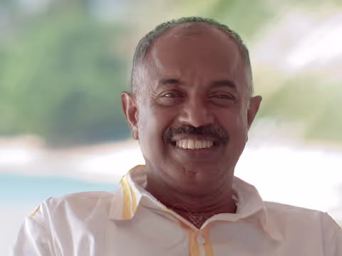 Mahinda  M.