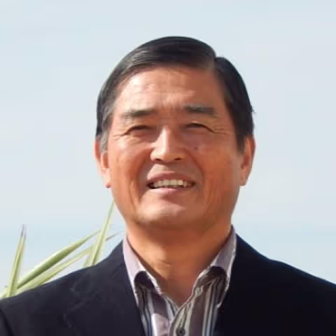 Eddy M.