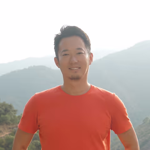 Yoji K.