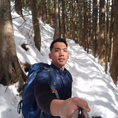 Tokyo Tour Guide - Moses gerizim C.
