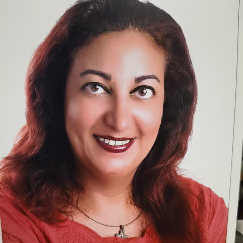 Rania  R.