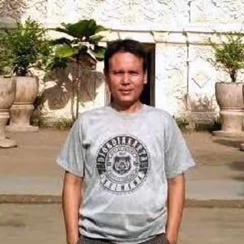Adrie E.
