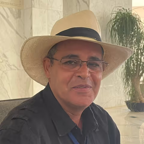 Nabil M.