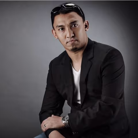 Khairil A.