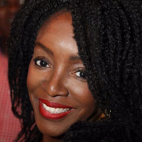 Sylvie D.
